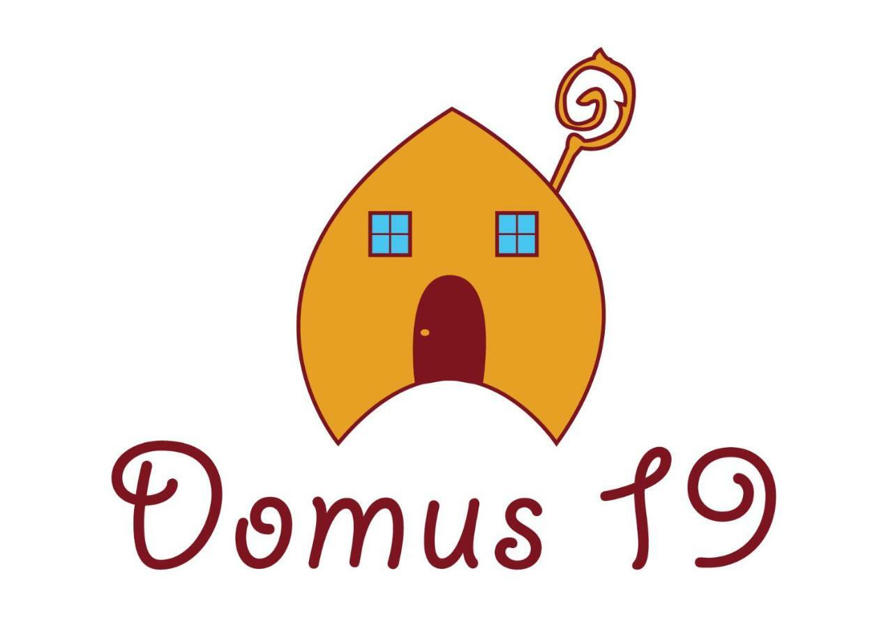 Domus 19 호텔 나폴리 외부 사진